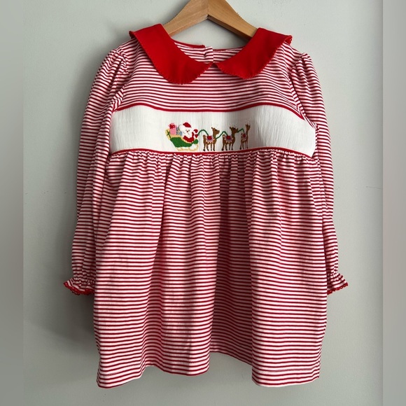 Stitchy Fish Christmas Dress Santa Reindeer Smocking Girls 7 - Picture 1 of 8